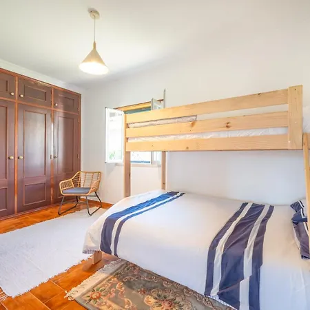 Сasa de vacaciones Lovely Vacation In A Picturesque Countryside